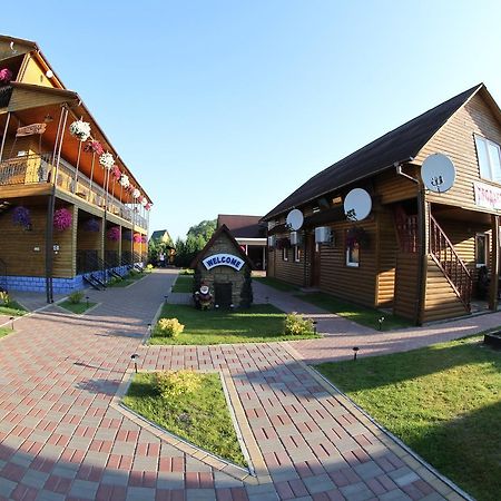 Hotel-Complex Mizh Triokh Ozer Svityaz' Luaran gambar