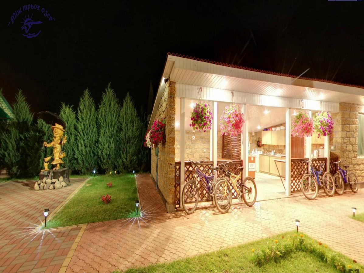 Hotel-Complex Mizh Triokh Ozer Svityaz' Luaran gambar