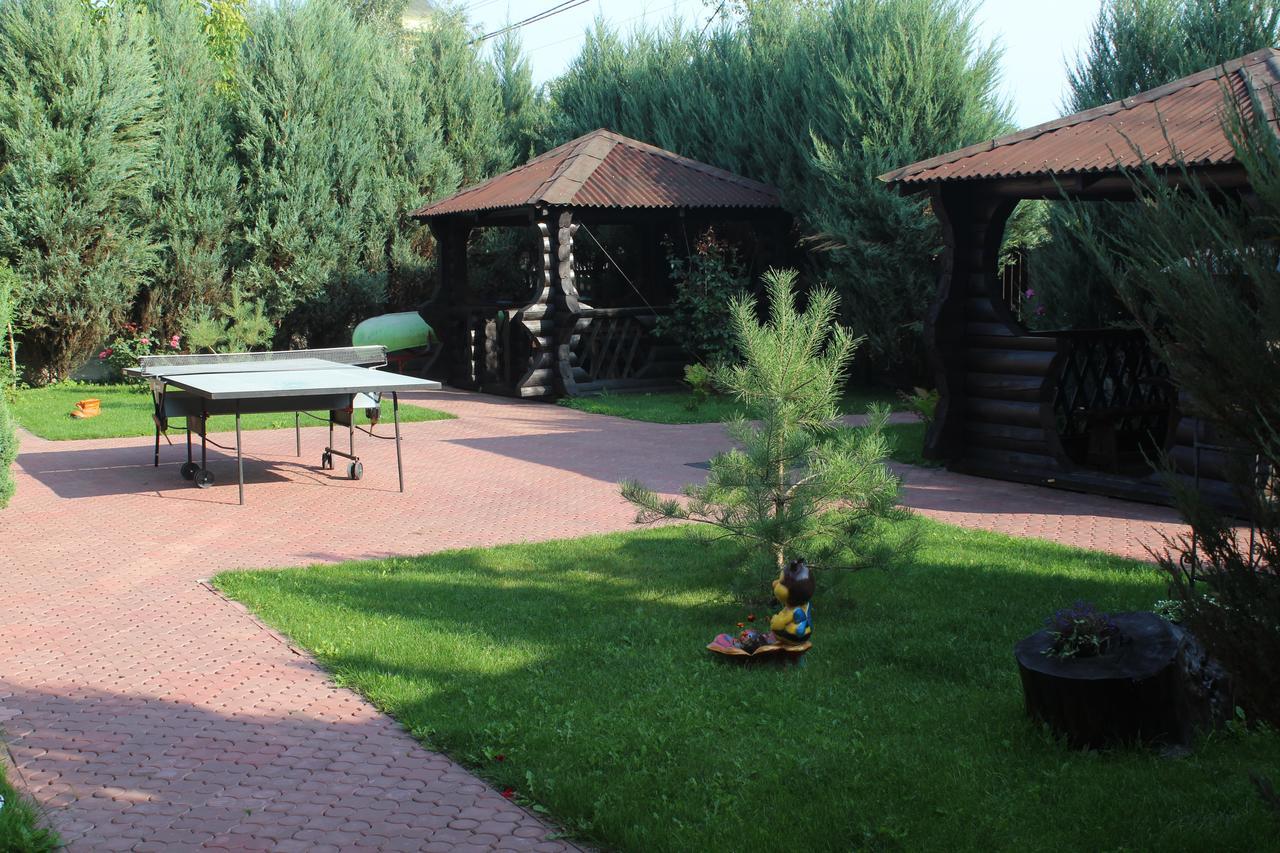Hotel-Complex Mizh Triokh Ozer Svityaz' Luaran gambar